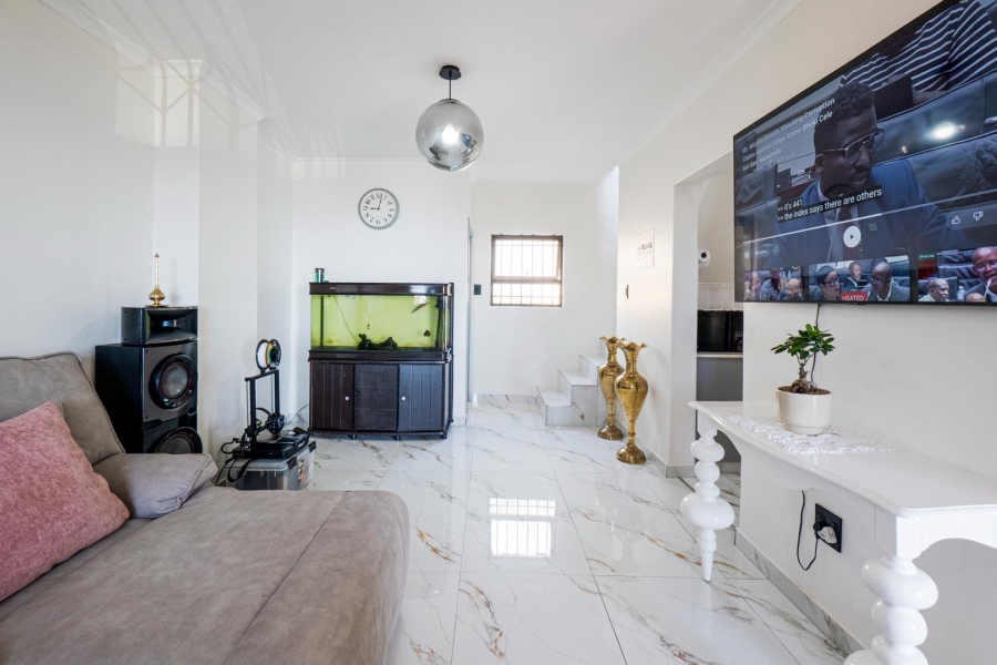 3 Bedroom Property for Sale in Amanzimtoti KwaZulu-Natal