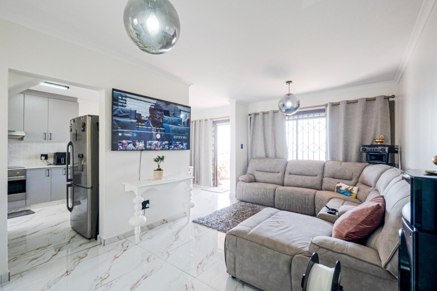 3 Bedroom Property for Sale in Amanzimtoti KwaZulu-Natal