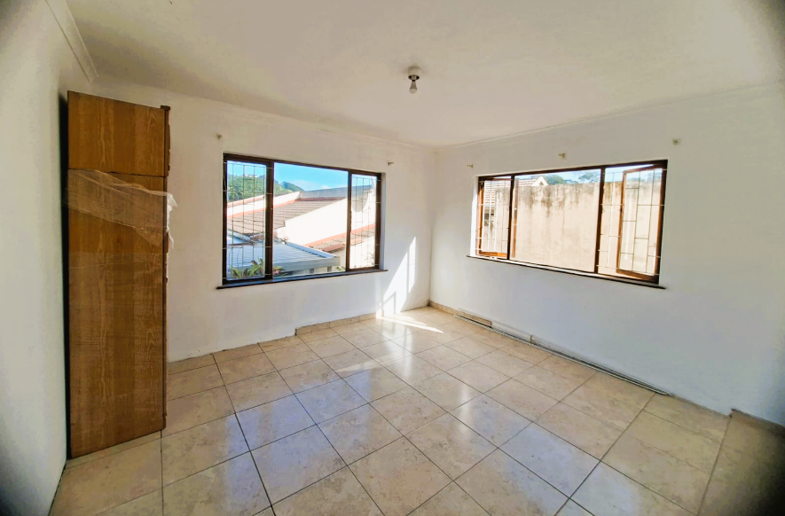 To Let 2 Bedroom Property for Rent in Avoca KwaZulu-Natal