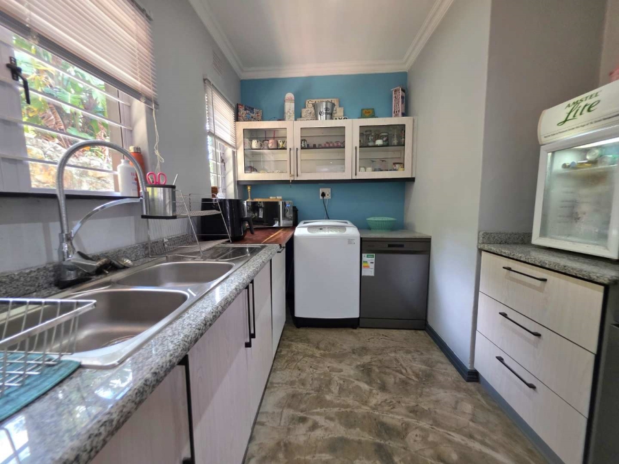 3 Bedroom Property for Sale in Crestholme KwaZulu-Natal