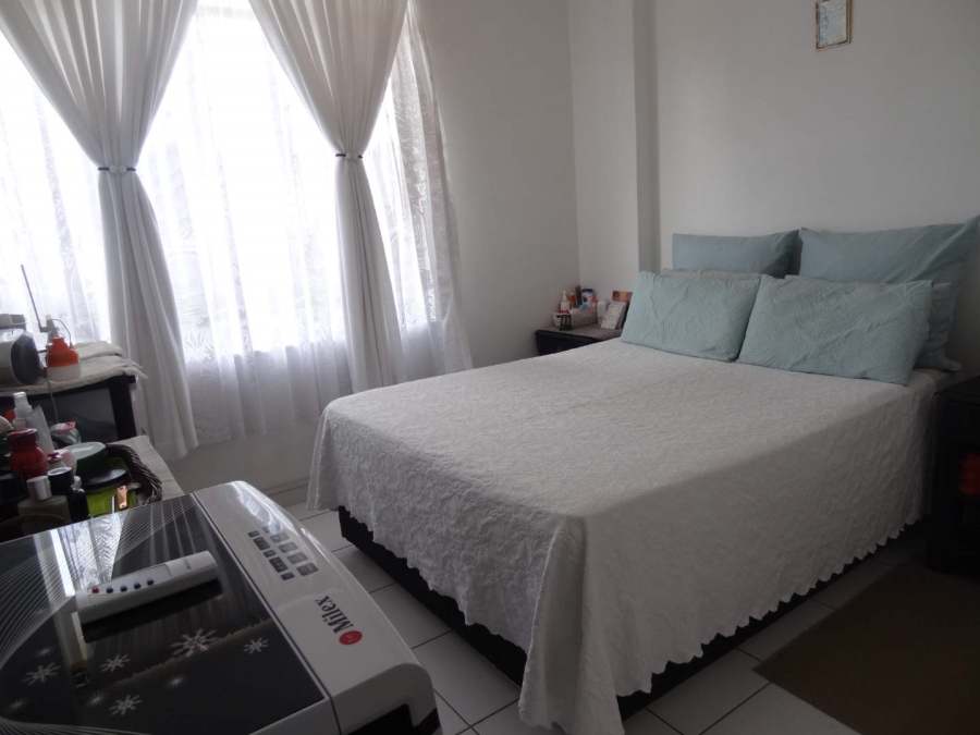 2 Bedroom Property for Sale in Glenmore KwaZulu-Natal