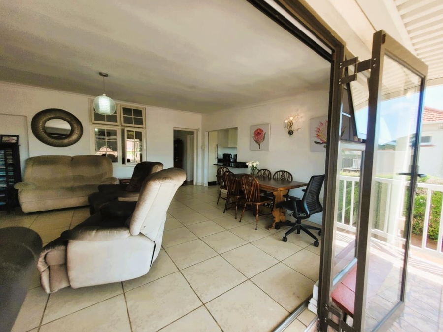 3 Bedroom Property for Sale in Glenwood KwaZulu-Natal