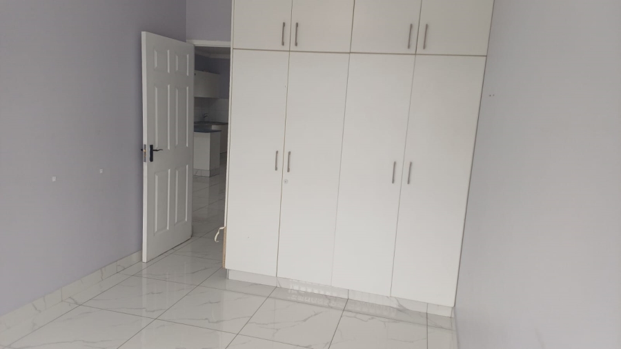 To Let 2 Bedroom Property for Rent in Umbogintwini KwaZulu-Natal
