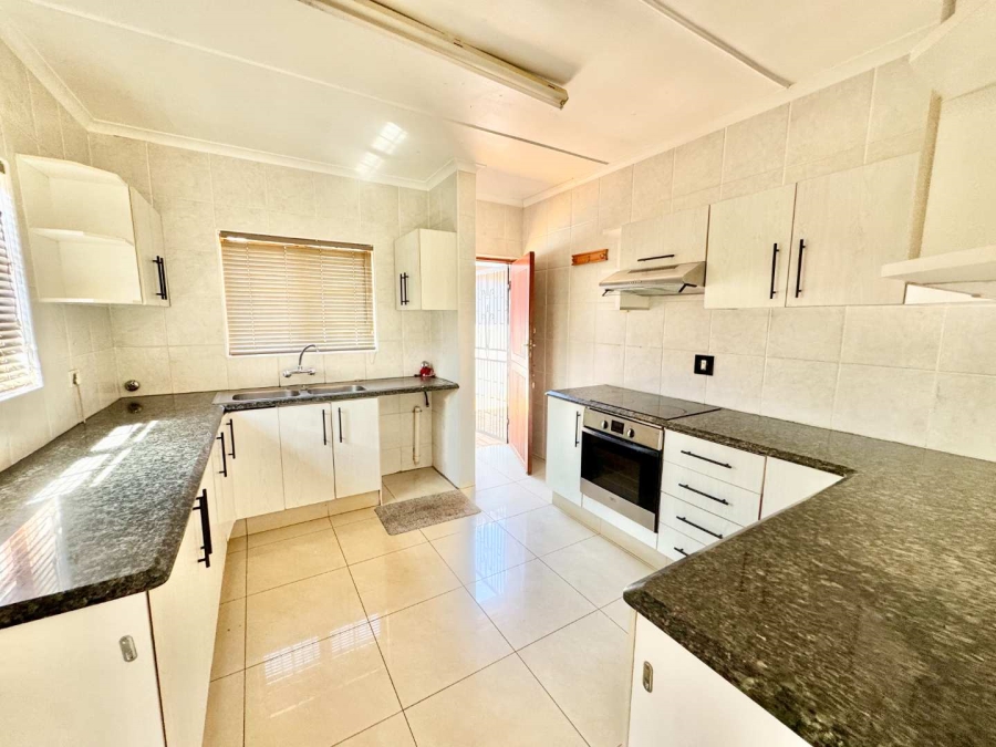 To Let 3 Bedroom Property for Rent in Prestondale KwaZulu-Natal