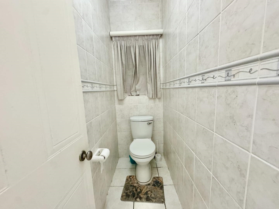 To Let 3 Bedroom Property for Rent in Umdloti KwaZulu-Natal