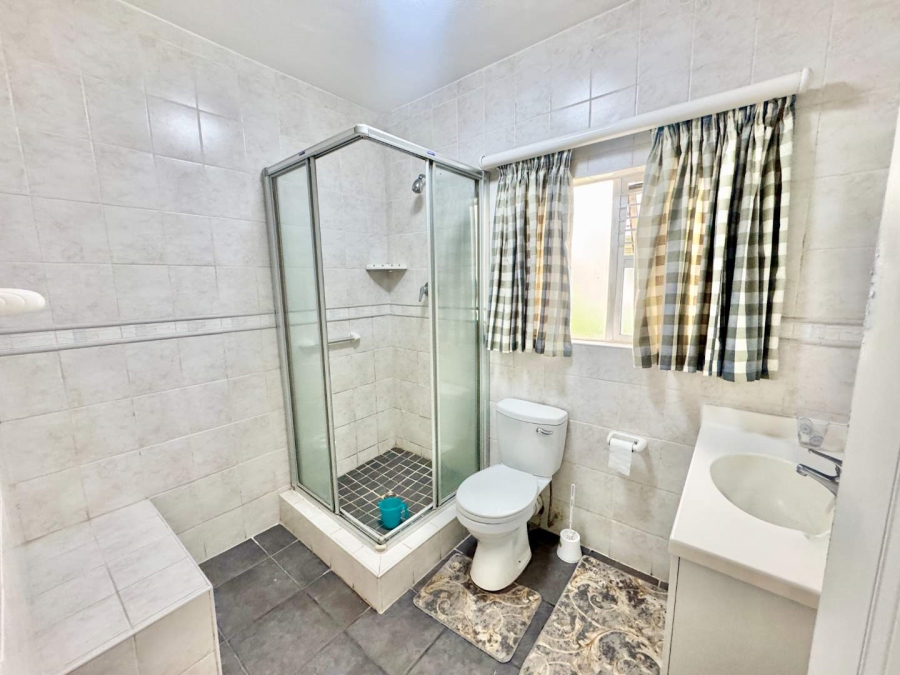 To Let 3 Bedroom Property for Rent in Umdloti KwaZulu-Natal