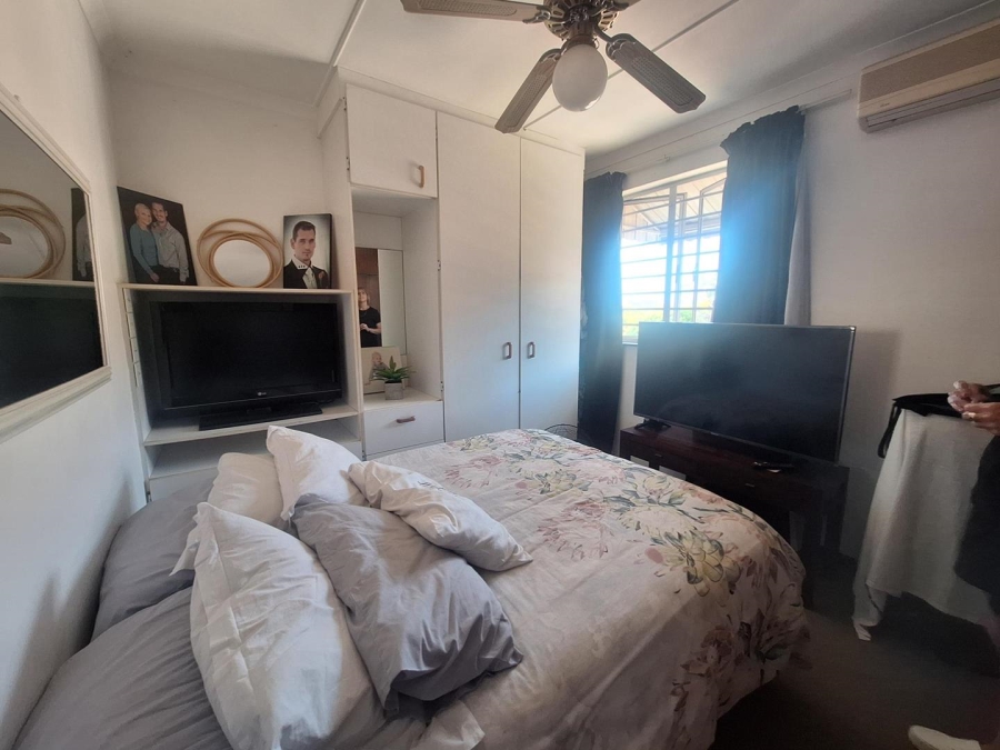 3 Bedroom Property for Sale in Woodhaven KwaZulu-Natal