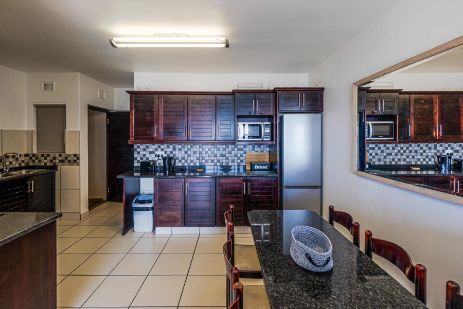 2 Bedroom Property for Sale in Illovo KwaZulu-Natal