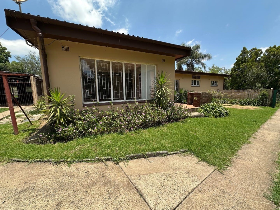 6 Bedroom Property for Sale in Dundee KwaZulu-Natal