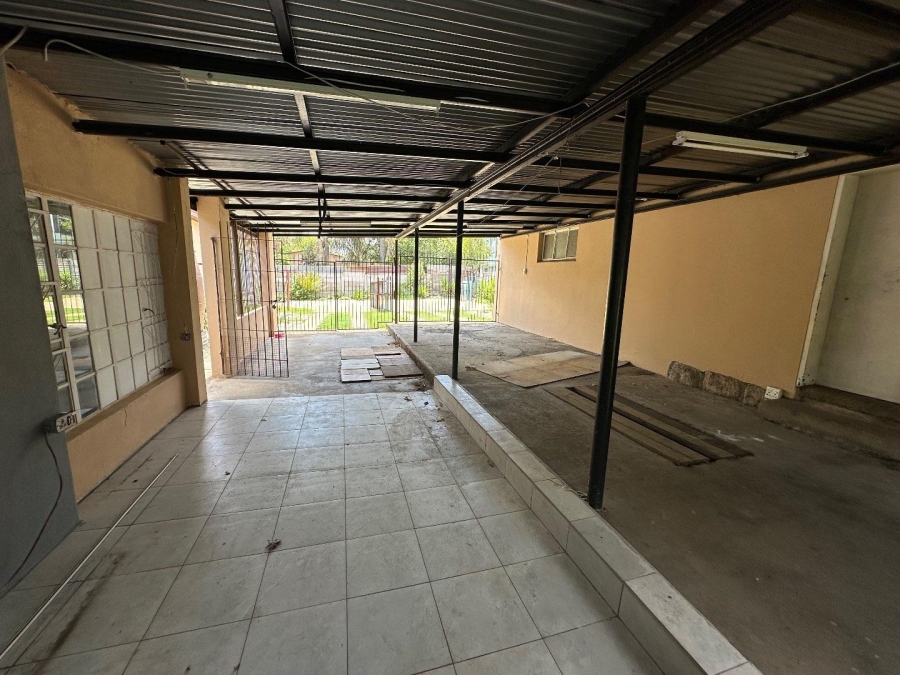 6 Bedroom Property for Sale in Dundee KwaZulu-Natal