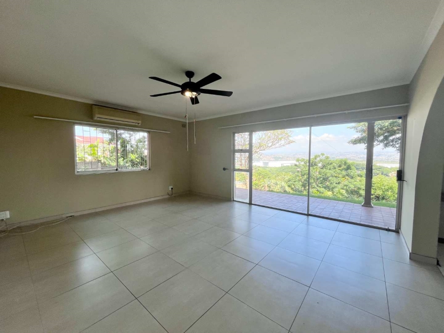 To Let 3 Bedroom Property for Rent in Glen Anil KwaZulu-Natal