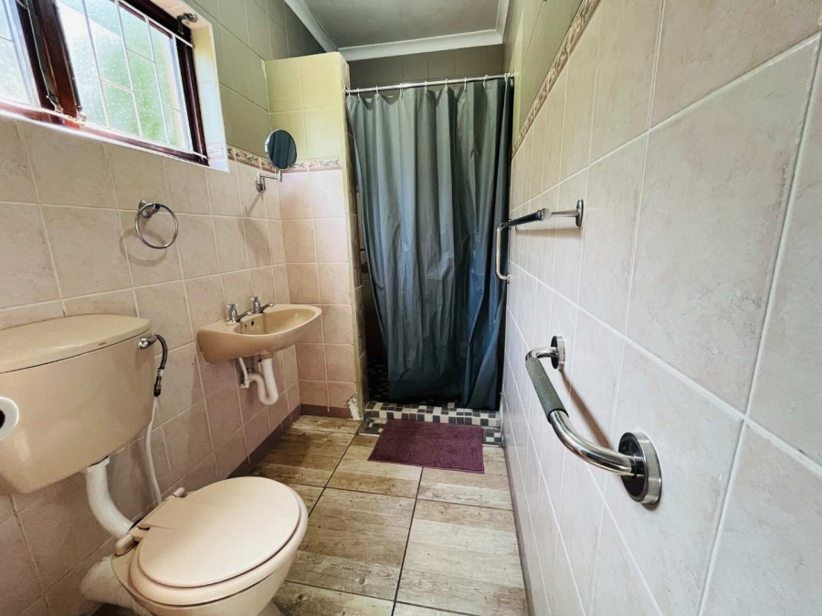 To Let 3 Bedroom Property for Rent in Glen Anil KwaZulu-Natal
