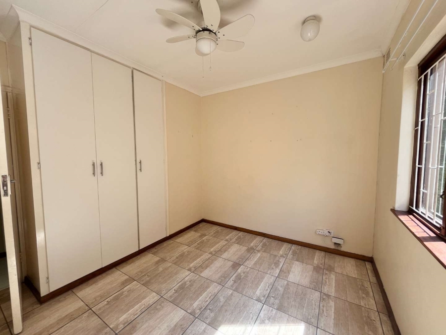 To Let 3 Bedroom Property for Rent in Glen Anil KwaZulu-Natal