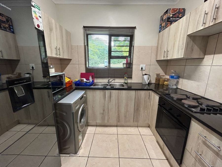 To Let 2 Bedroom Property for Rent in Waterfall KwaZulu-Natal