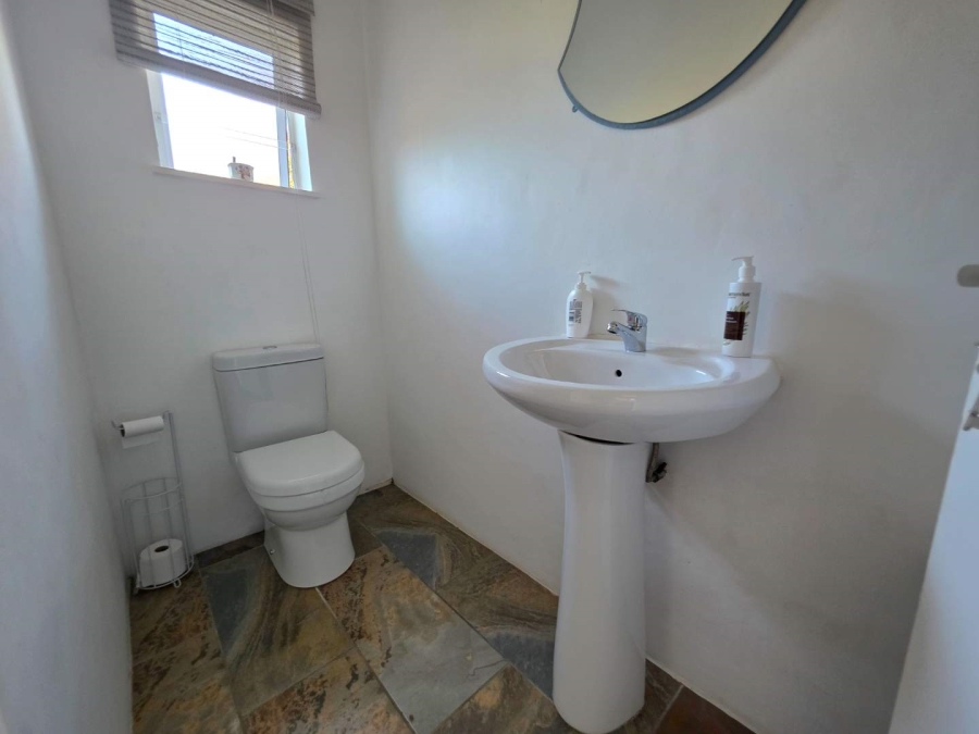 4 Bedroom Property for Sale in Bothas Hill KwaZulu-Natal