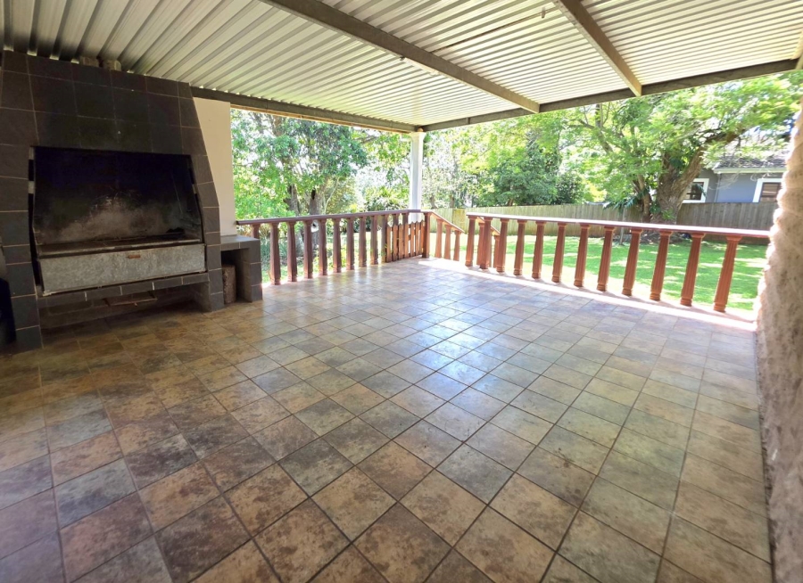 To Let 7 Bedroom Property for Rent in Waterfall KwaZulu-Natal