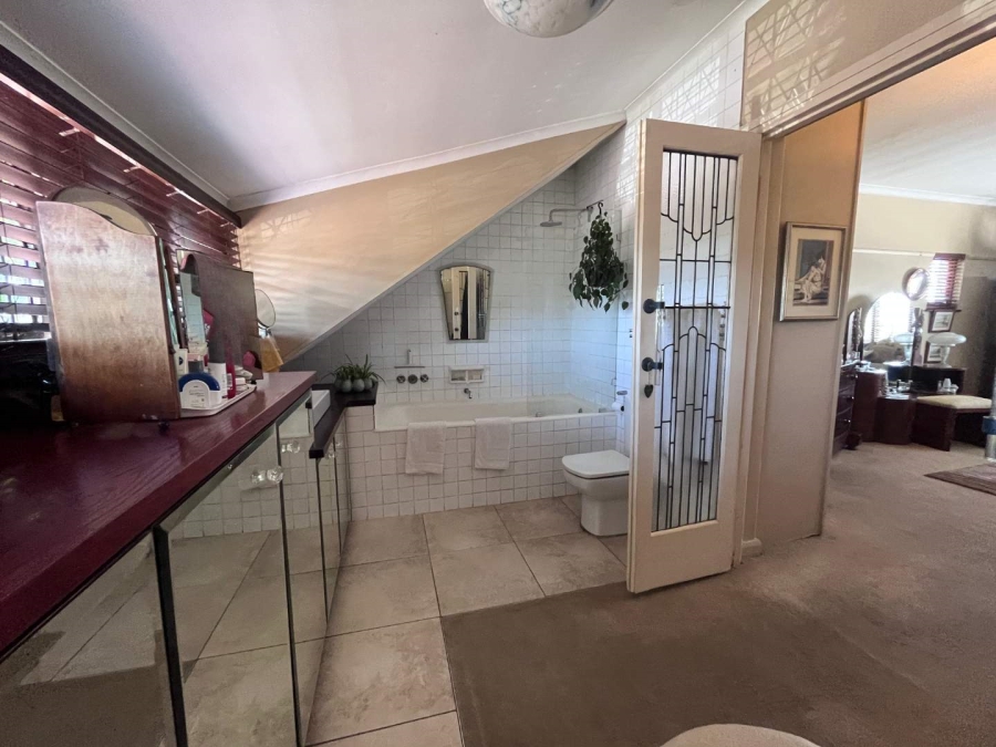 4 Bedroom Property for Sale in Durban North KwaZulu-Natal