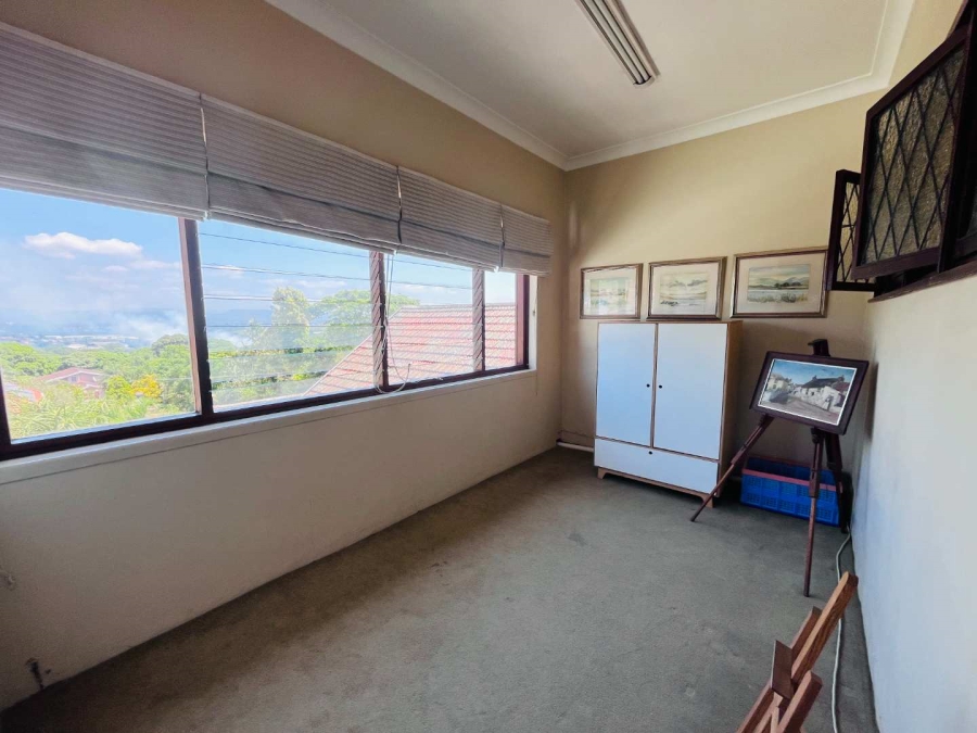 4 Bedroom Property for Sale in Durban North KwaZulu-Natal