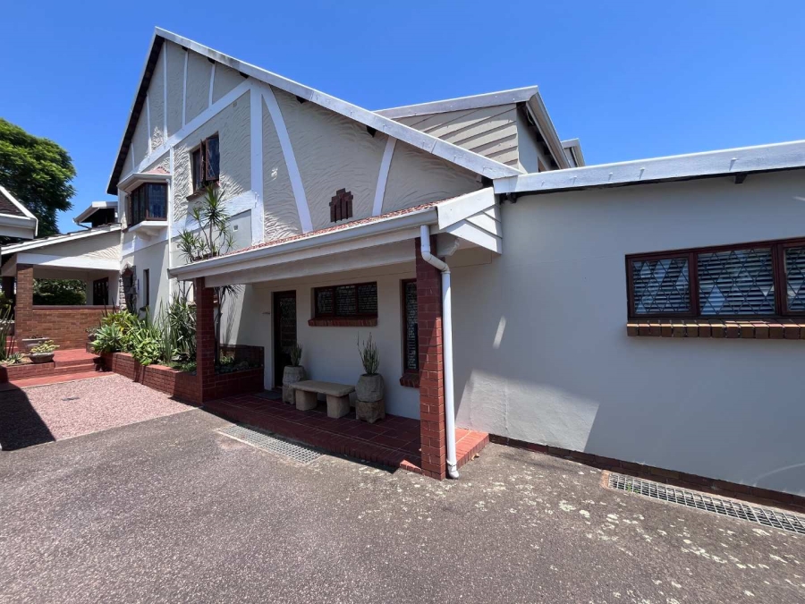4 Bedroom Property for Sale in Durban North KwaZulu-Natal