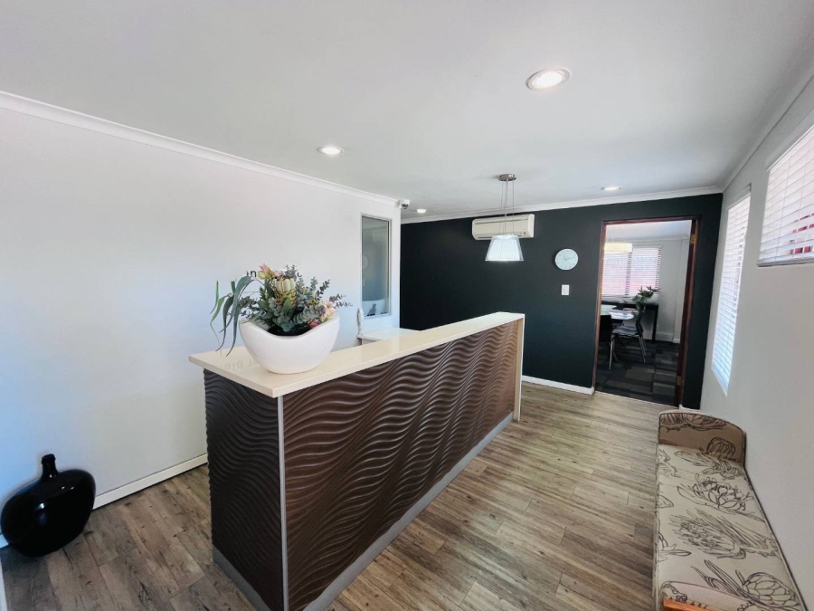 4 Bedroom Property for Sale in Durban North KwaZulu-Natal