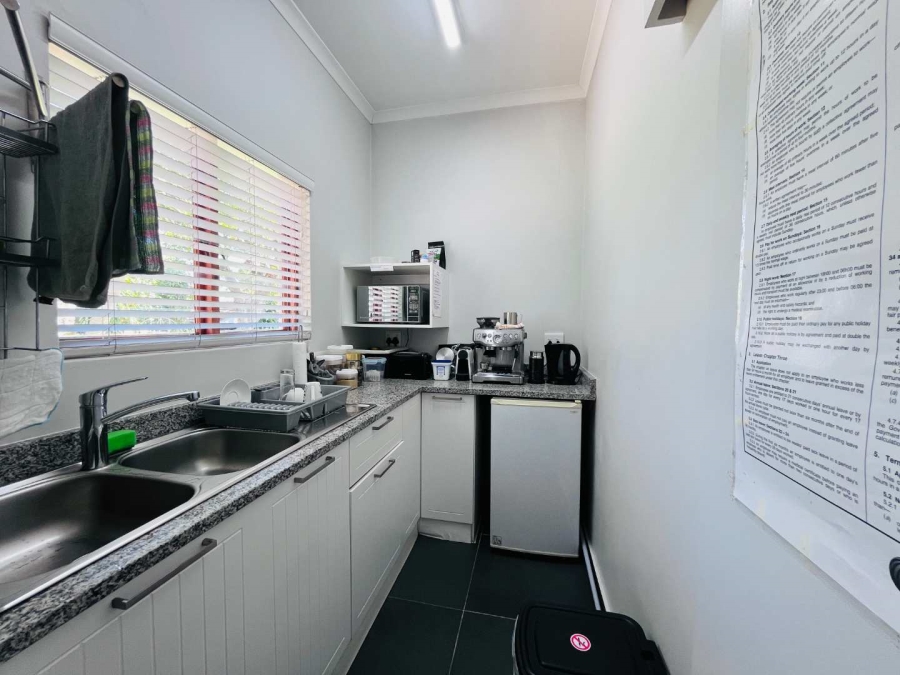 4 Bedroom Property for Sale in Durban North KwaZulu-Natal