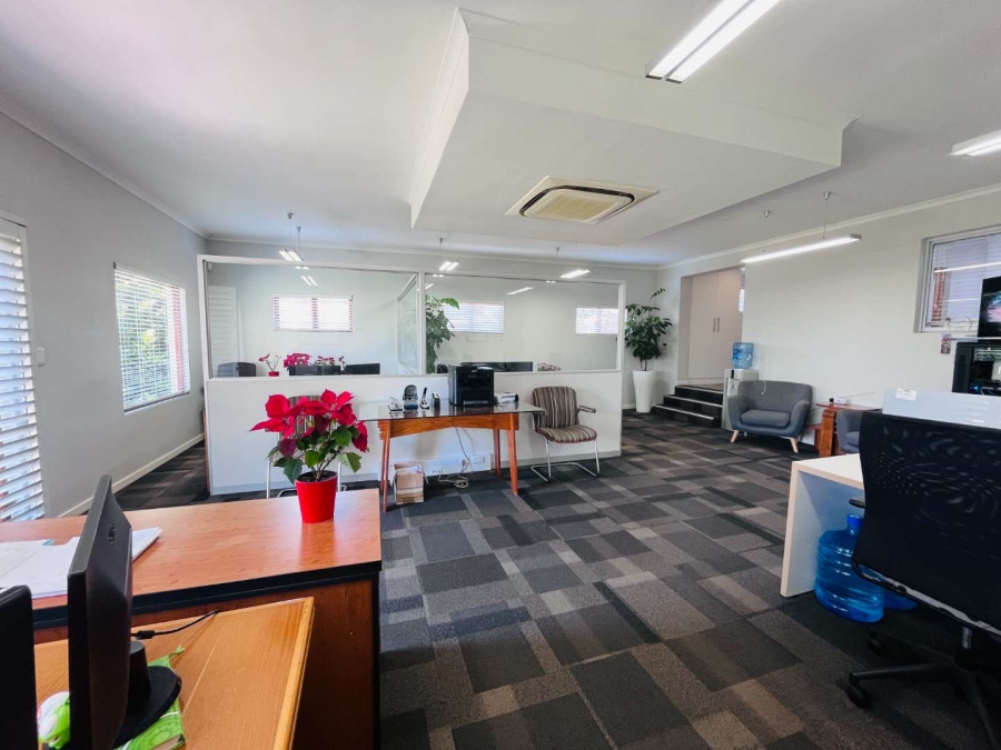 4 Bedroom Property for Sale in Durban North KwaZulu-Natal