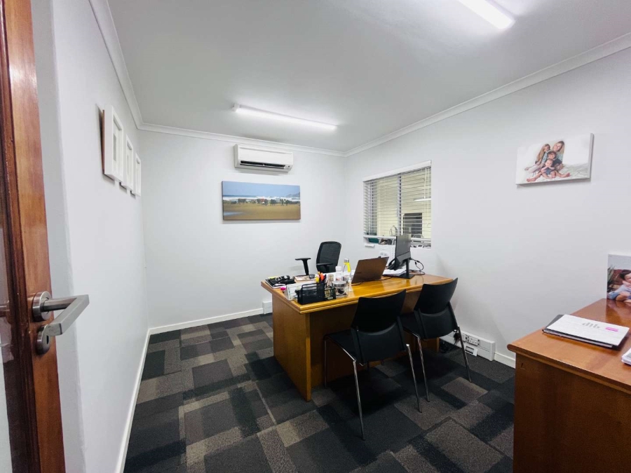 4 Bedroom Property for Sale in Durban North KwaZulu-Natal