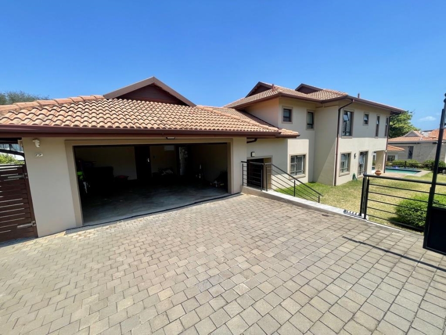 To Let 4 Bedroom Property for Rent in Izinga Ridge KwaZulu-Natal