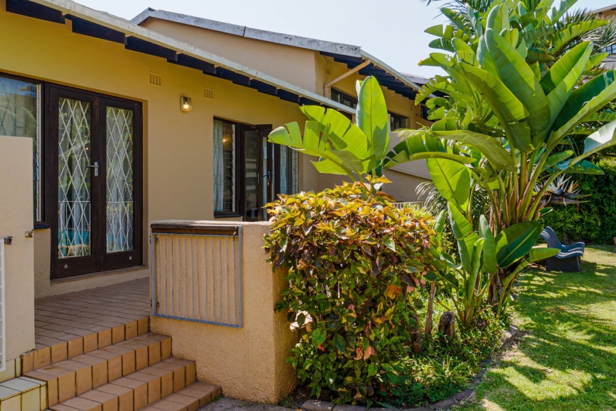 2 Bedroom Property for Sale in Amanzimtoti KwaZulu-Natal