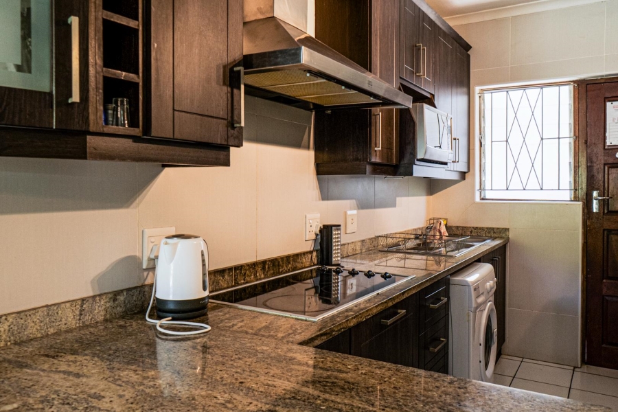 2 Bedroom Property for Sale in Amanzimtoti KwaZulu-Natal