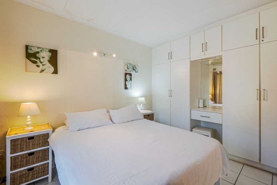 2 Bedroom Property for Sale in Amanzimtoti KwaZulu-Natal