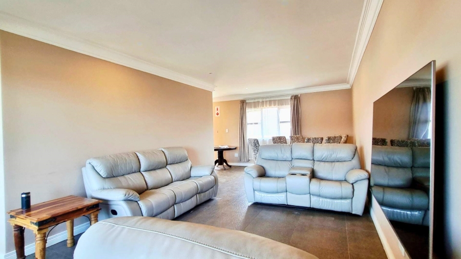 To Let 3 Bedroom Property for Rent in Umgeni Park KwaZulu-Natal