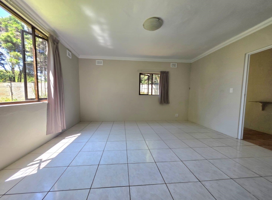 To Let 3 Bedroom Property for Rent in Waterfall KwaZulu-Natal