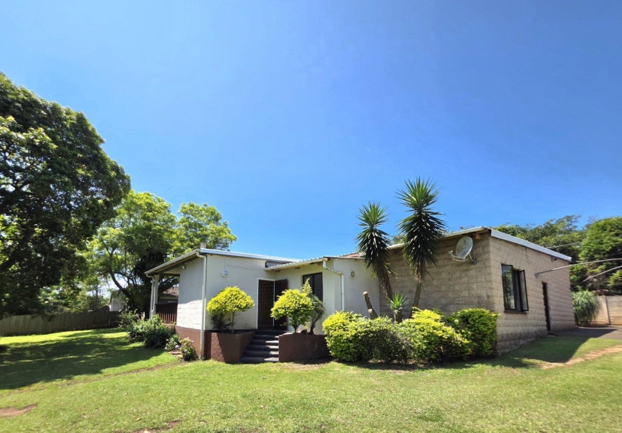To Let 3 Bedroom Property for Rent in Waterfall KwaZulu-Natal