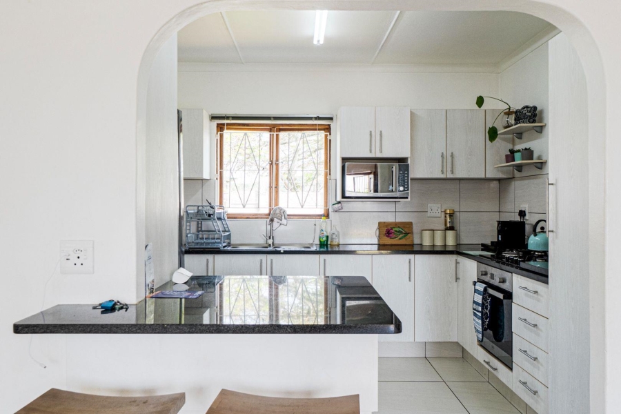 3 Bedroom Property for Sale in Amanzimtoti KwaZulu-Natal