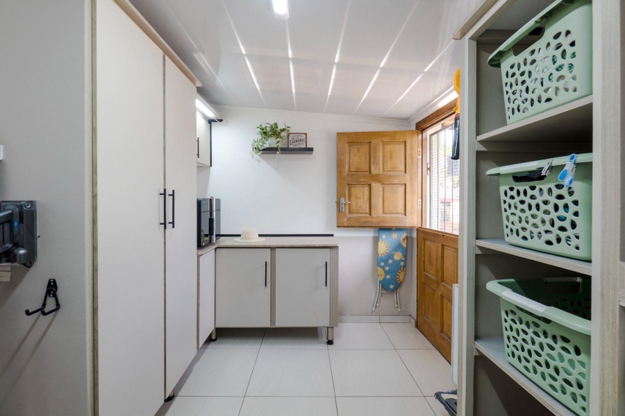 3 Bedroom Property for Sale in Amanzimtoti KwaZulu-Natal