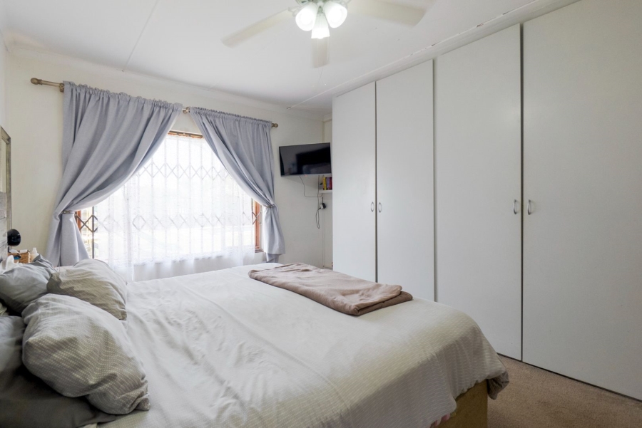 3 Bedroom Property for Sale in Amanzimtoti KwaZulu-Natal