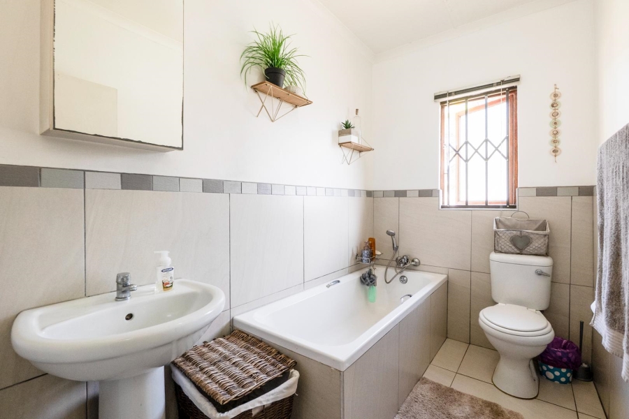 3 Bedroom Property for Sale in Amanzimtoti KwaZulu-Natal