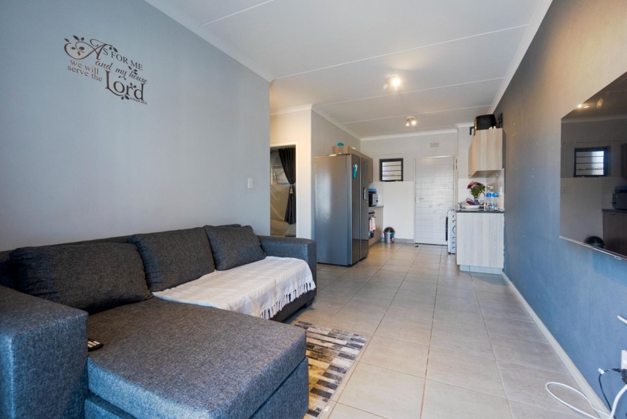 2 Bedroom Property for Sale in Amanzimtoti KwaZulu-Natal