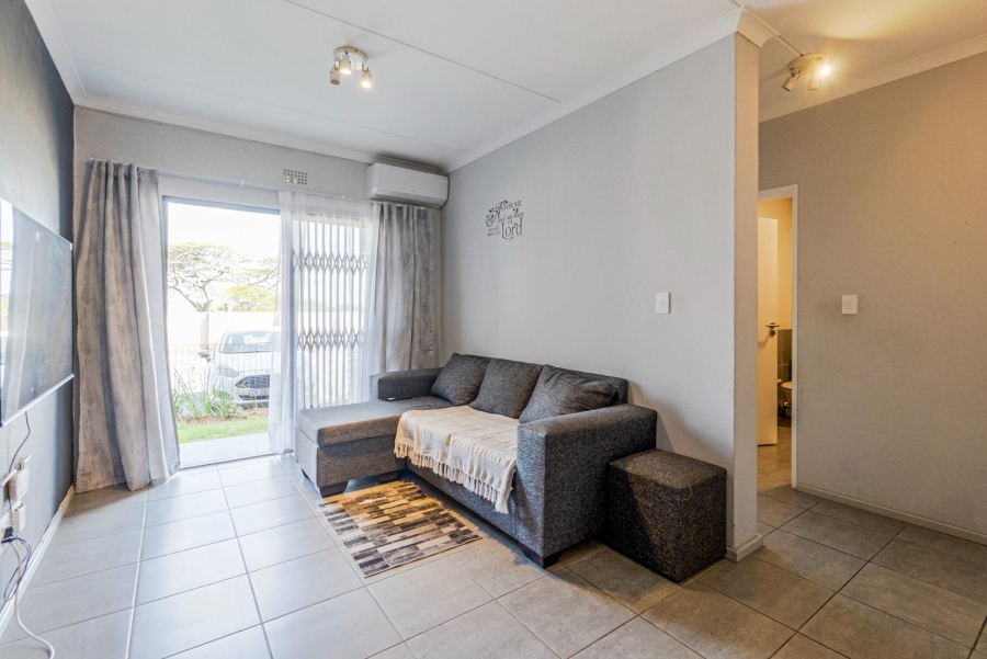 2 Bedroom Property for Sale in Amanzimtoti KwaZulu-Natal