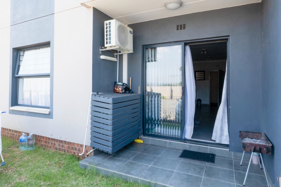 2 Bedroom Property for Sale in Amanzimtoti KwaZulu-Natal