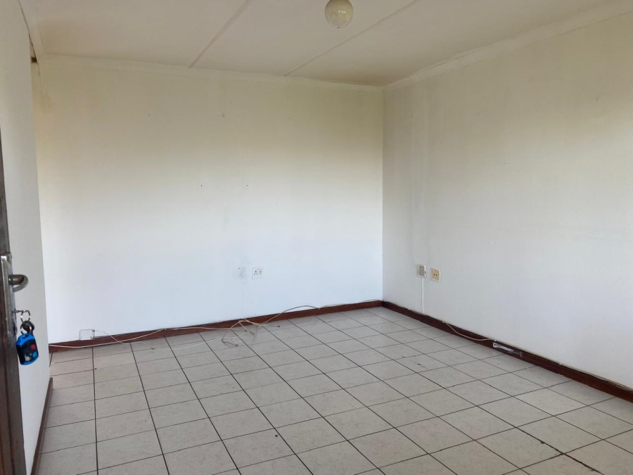 2 Bedroom Property for Sale in Reservoir Hills KwaZulu-Natal