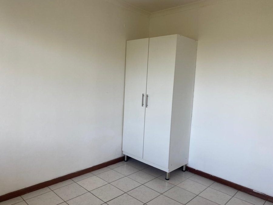 2 Bedroom Property for Sale in Reservoir Hills KwaZulu-Natal