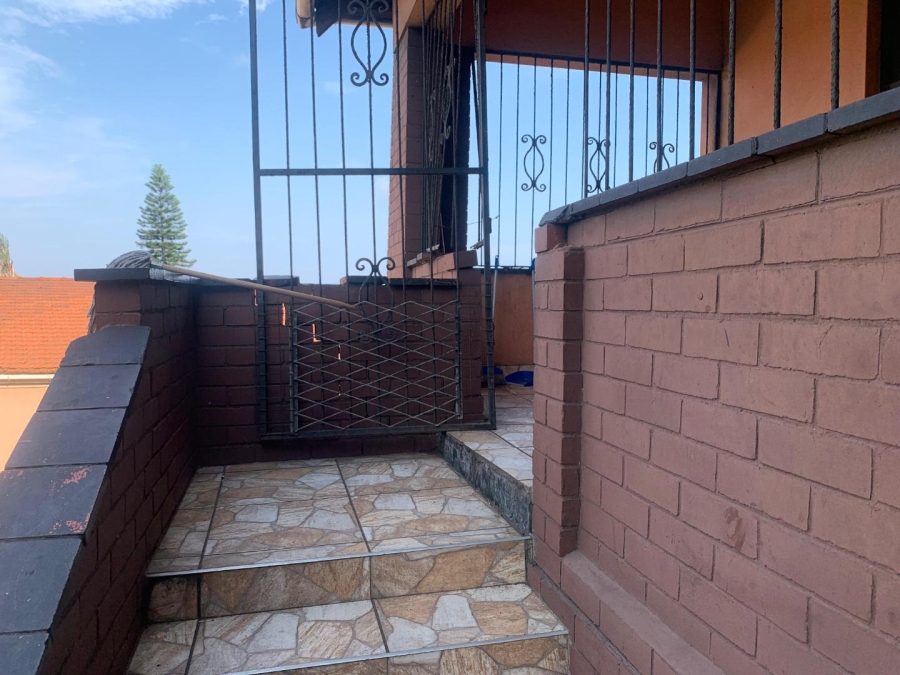 3 Bedroom Property for Sale in Montclair KwaZulu-Natal