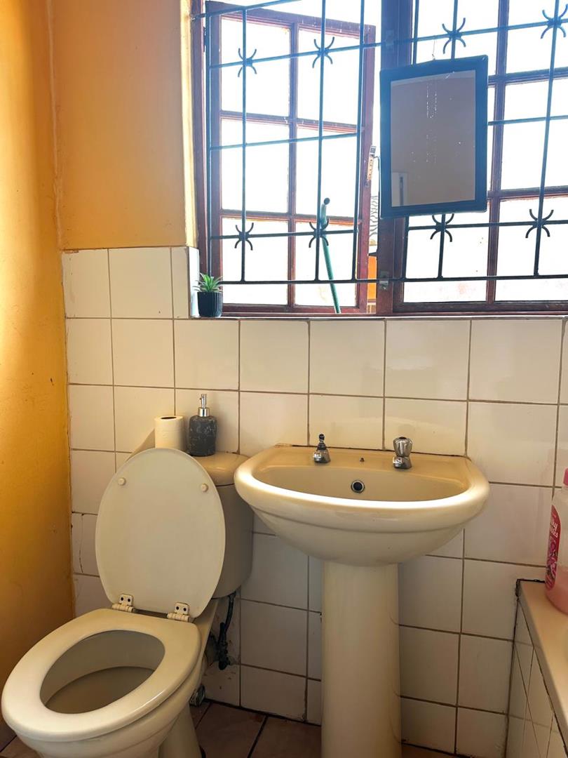 2 Bedroom Property for Sale in Empangeni KwaZulu-Natal