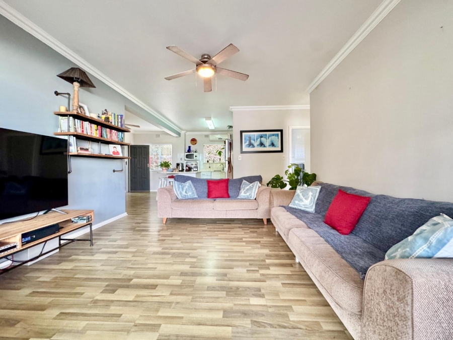 3 Bedroom Property for Sale in Umdloti KwaZulu-Natal