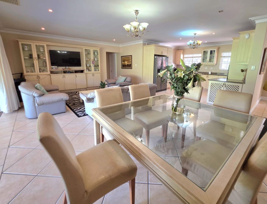 4 Bedroom Property for Sale in Mount Edgecombe Country Estate KwaZulu-Natal