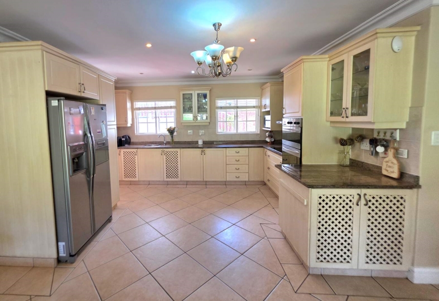 4 Bedroom Property for Sale in Mount Edgecombe Country Estate KwaZulu-Natal