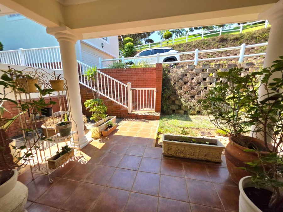 4 Bedroom Property for Sale in Mount Edgecombe Country Estate KwaZulu-Natal