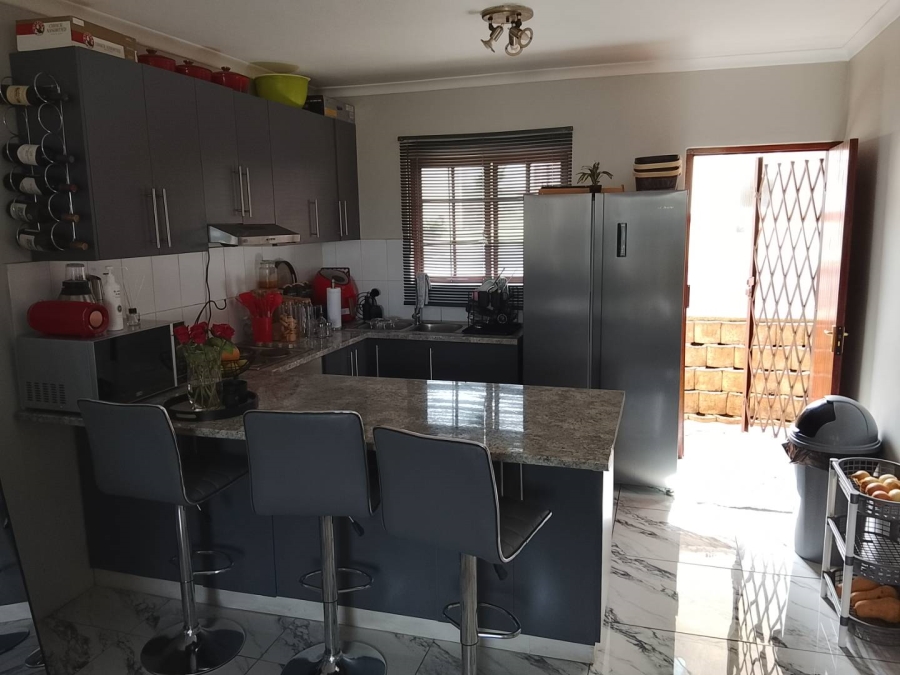 To Let 2 Bedroom Property for Rent in Clarendon KwaZulu-Natal